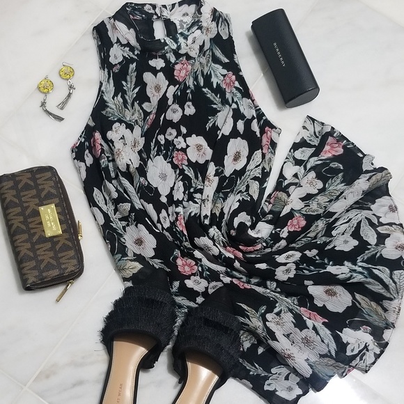 Lulus Dresses & Skirts - Sadie & Sage Dress